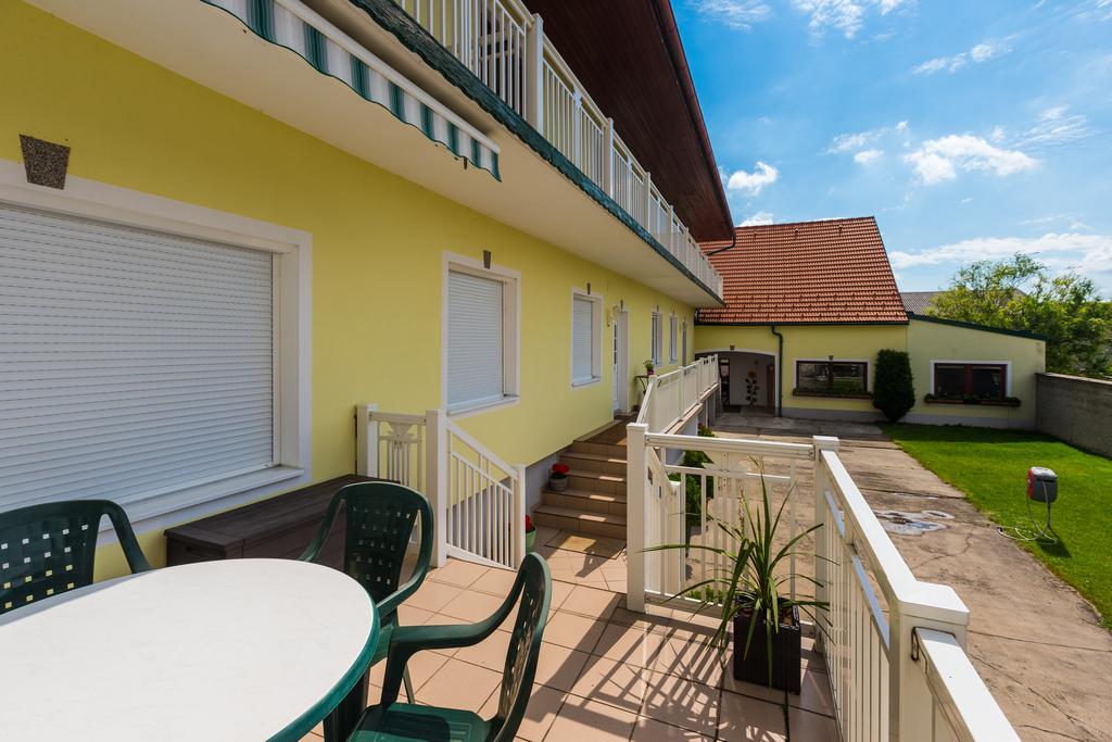 Gaestehaus - Doris - Wenzl Mörbisch am See Zewnętrze zdjęcie