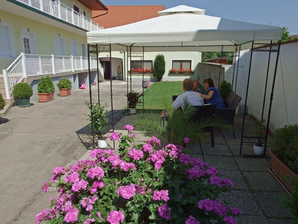 Gaestehaus - Doris - Wenzl Mörbisch am See Zewnętrze zdjęcie